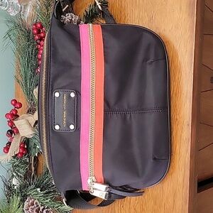 Adrienne Vittadini purse